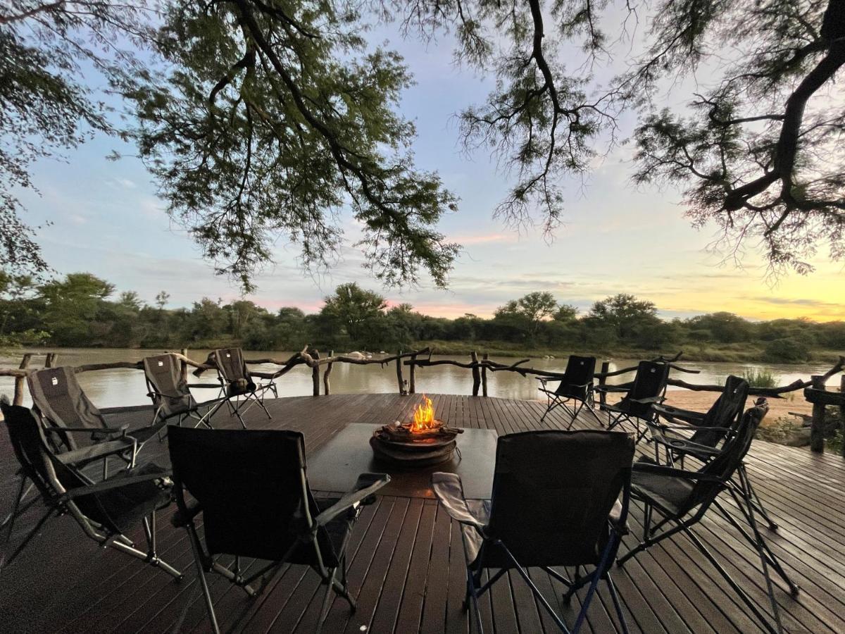 Ngangane Lodge & Reserve 弗朗西斯敦 外观 照片